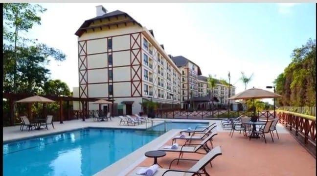 Suíte Vista Azul Frente Para Pedra Azul