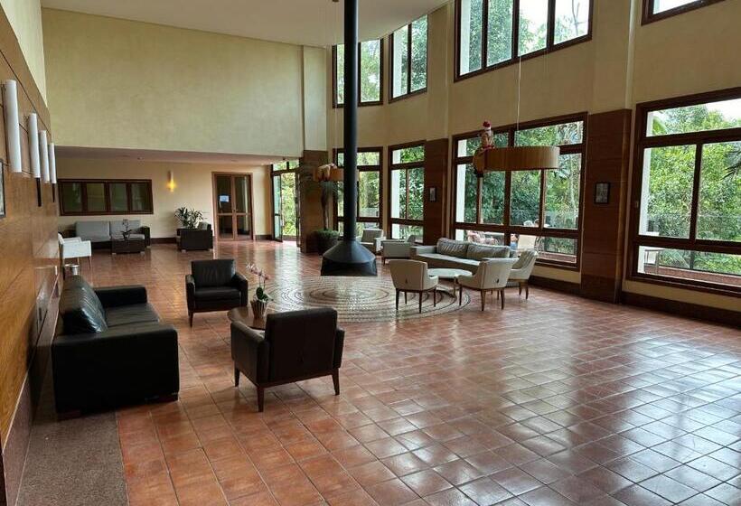 Suíte Vista Azul Frente Para Pedra Azul