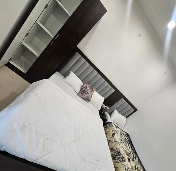 The Pinak Hotel And Restaurant