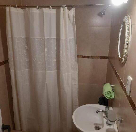 هاستل Hosteria Catalina