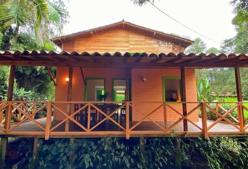 호스텔 Posada Turistica Avalon