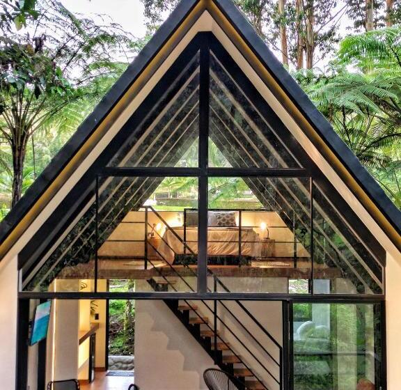 호스텔 Posada Turistica Avalon