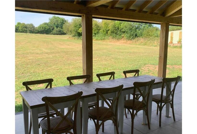 ユースホステル Self Check In Rooms At The Three Horseshoes Inn