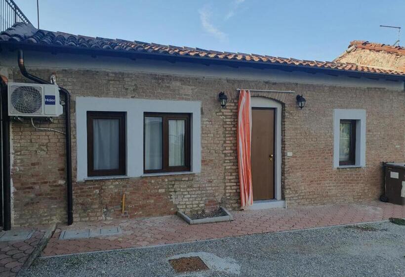 B&b La Casetta Di Folignano