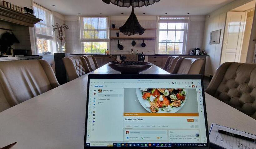 تختخواب و صبحانه Amsterdam Mansion   The Studio