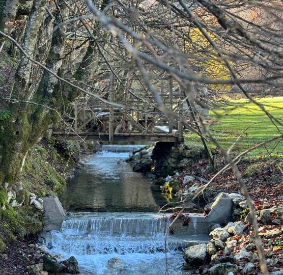 تختخواب و صبحانه Bjelasnica Villa Treskina Dvorišta Apartmani Izletište Ribnjak