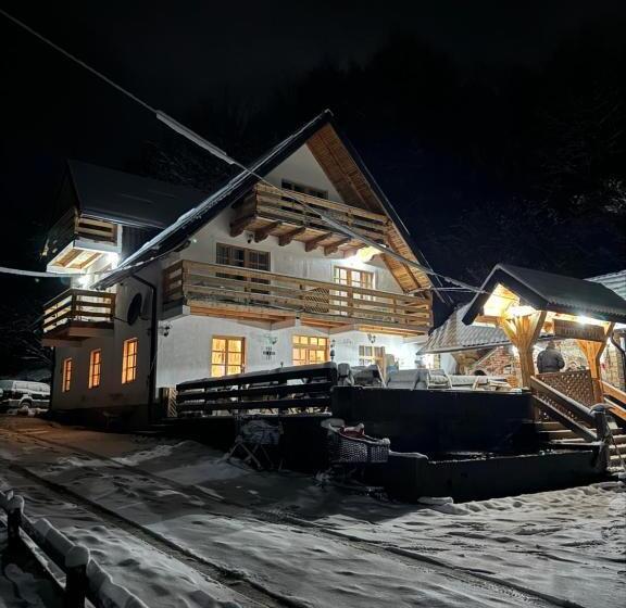 تختخواب و صبحانه Bjelasnica Villa Treskina Dvorišta Apartmani Izletište Ribnjak