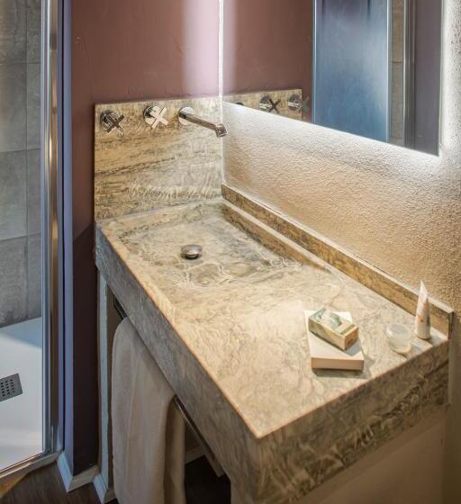 צימר Relais Borgo Elissa