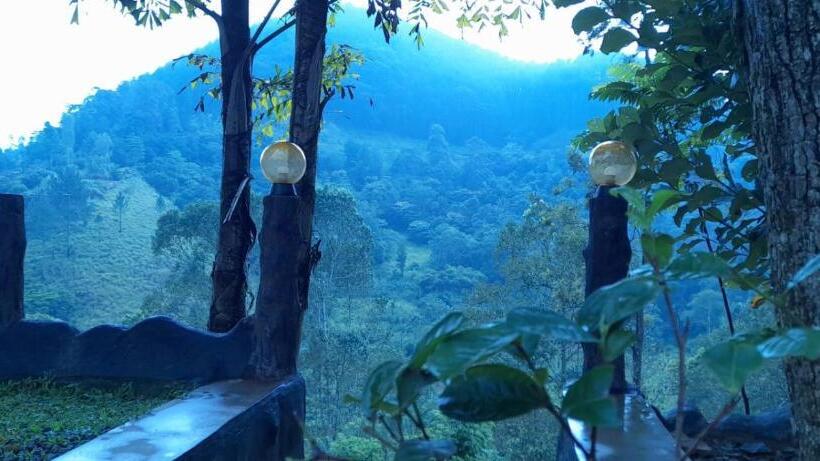 민박 Ceylon Rich Leaves Ella