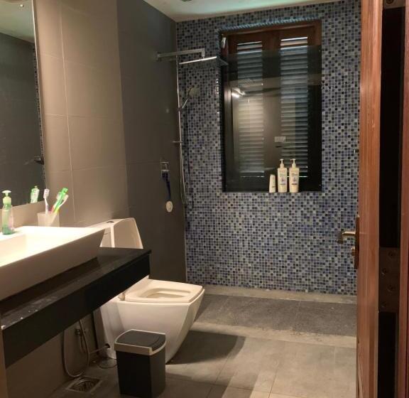 مبيت وإفطار Cozy Luxury Room With Balcony View !