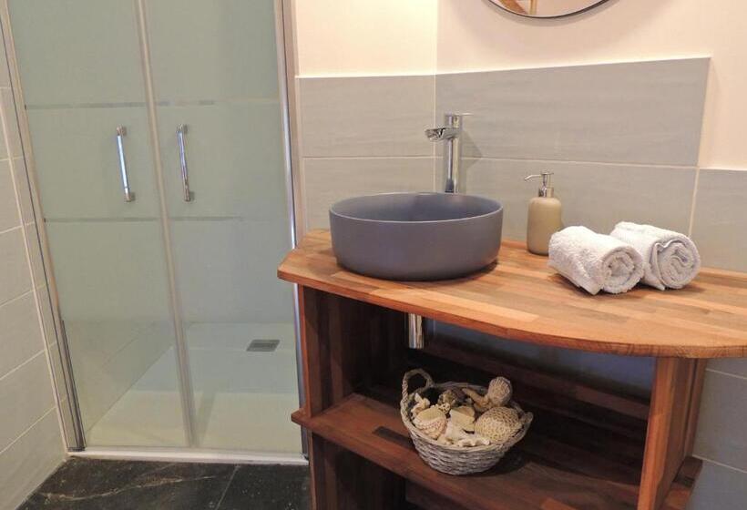 민박 Céshap Chambres D Hôtes Avec Jacuzzi