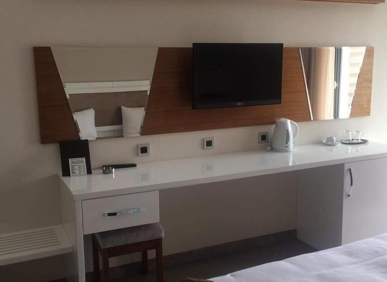 민박 Cysirius Beach