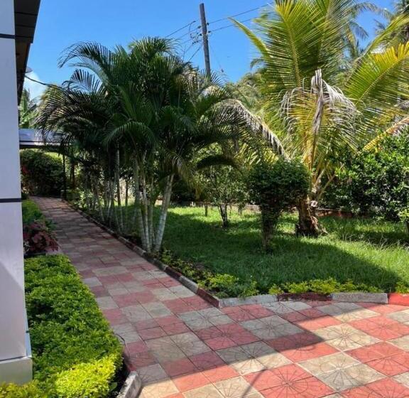 ベッドアンドブレックファースト Leisure House Fumba Bnb