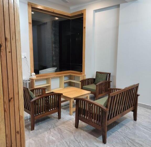 مبيت وإفطار Shepherds Of Dharamshala