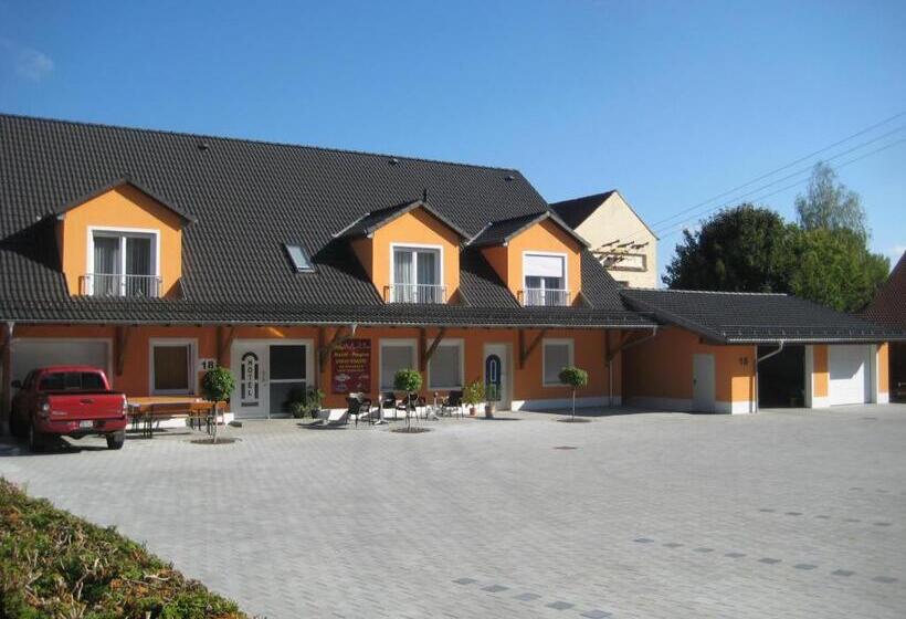 The Lodge Hotel By American Ease Grafenwoehr