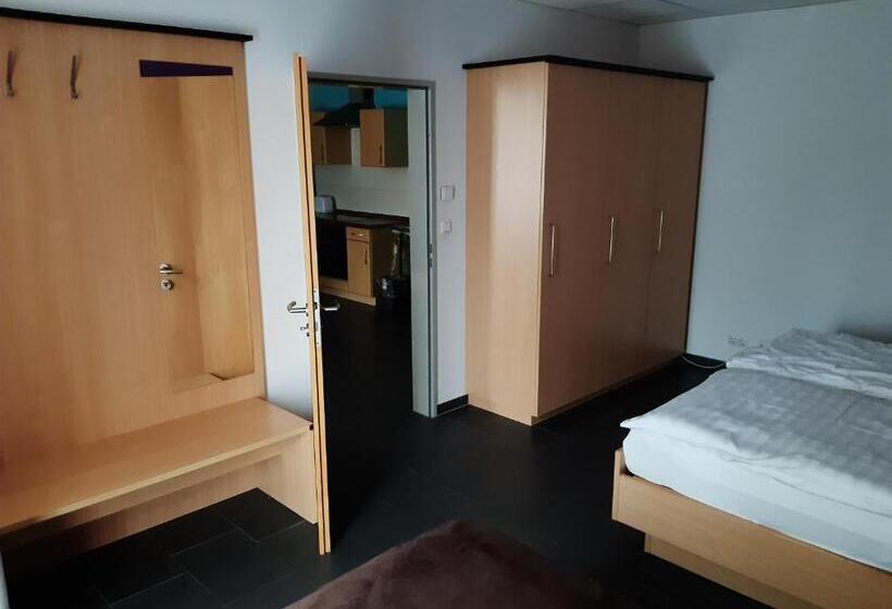 The Lodge Hotel By American Ease Grafenwoehr