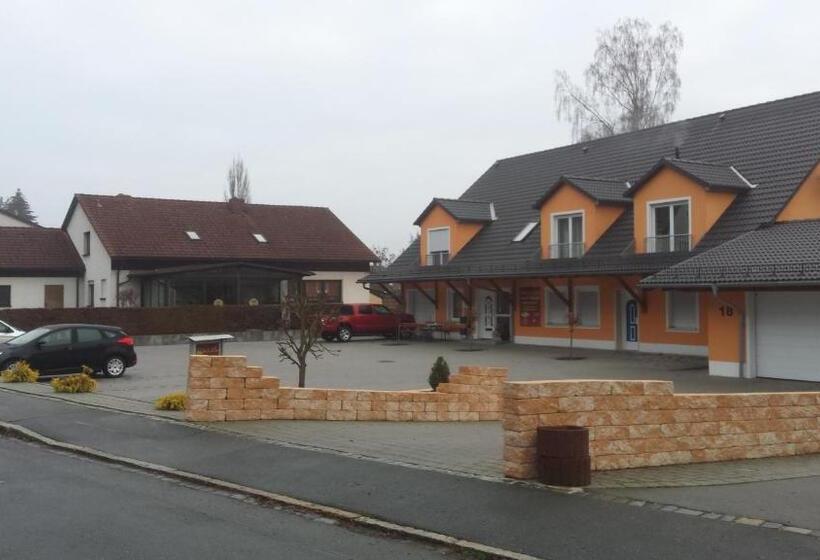 The Lodge Hotel By American Ease Grafenwoehr