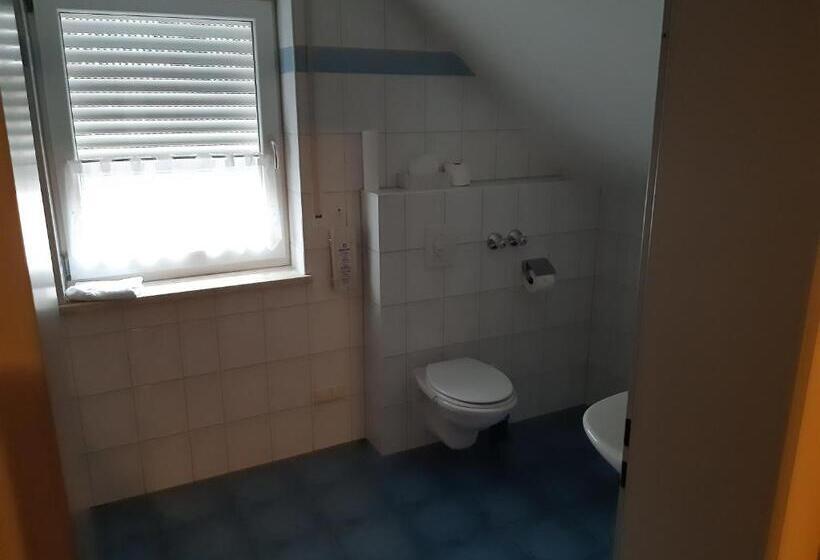 The Lodge Hotel By American Ease Grafenwoehr