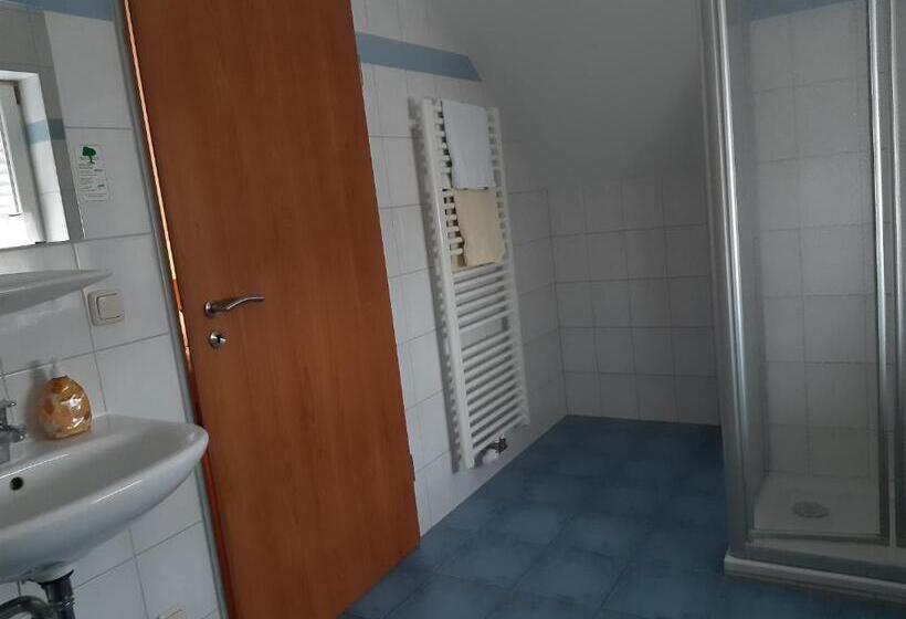 The Lodge Hotel By American Ease Grafenwoehr