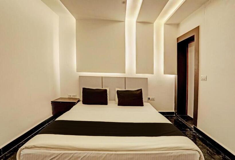 Collection O Hotel Dice