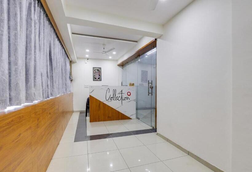 Collection O Hotel Rooms