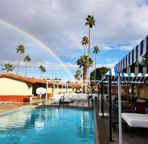 هتل Exotic Dreams Resort Adults Only