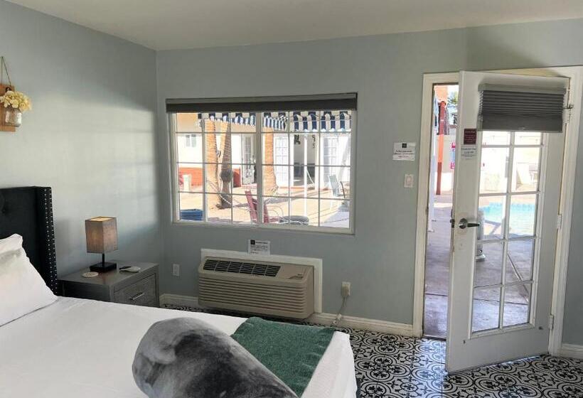 هتل Exotic Dreams Resort Adults Only