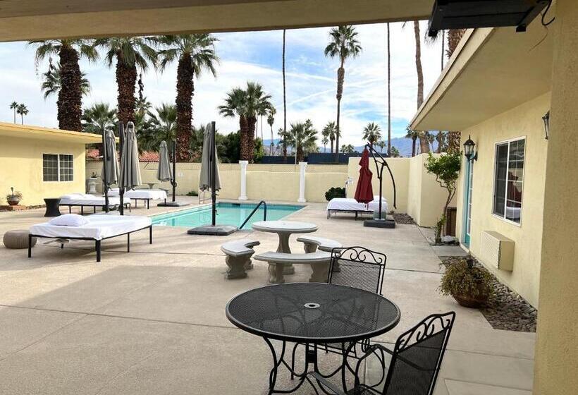 هتل Exotic Dreams Resort Adults Only