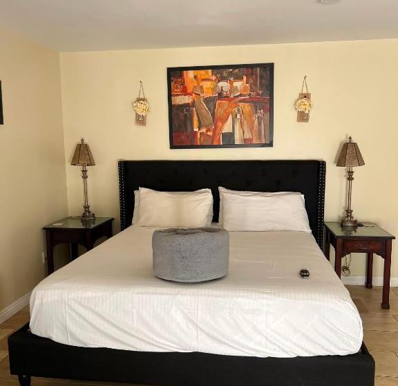 هتل Exotic Dreams Resort Adults Only