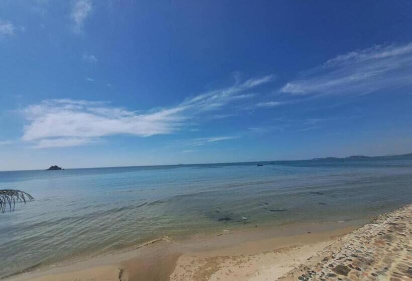 Hotel โรงเเรมสินสยามรีสอร์ท