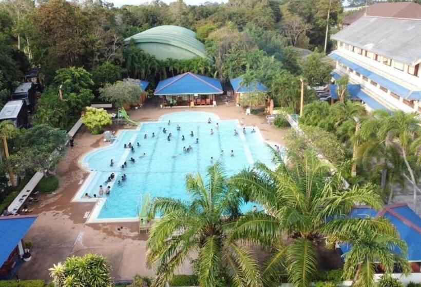 Hotel โรงเเรมสินสยามรีสอร์ท