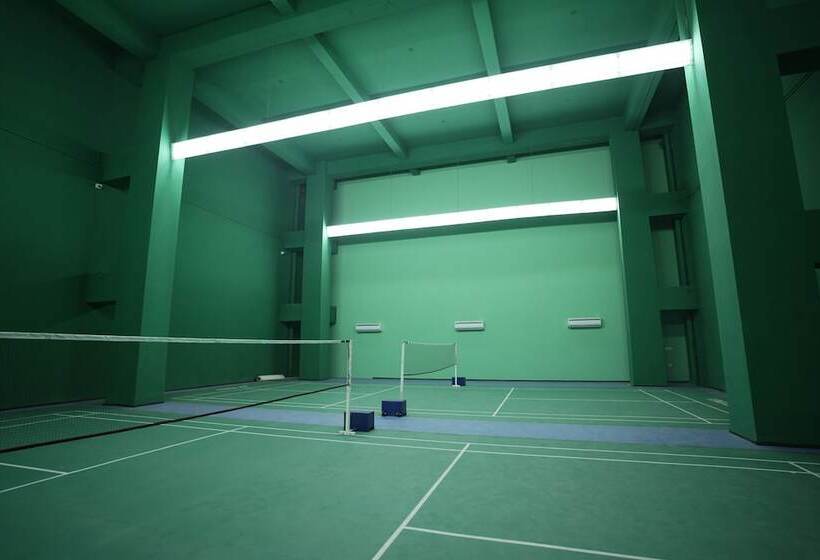 فندق All Starr Club