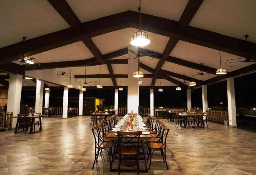 ホテル Anaya Resort