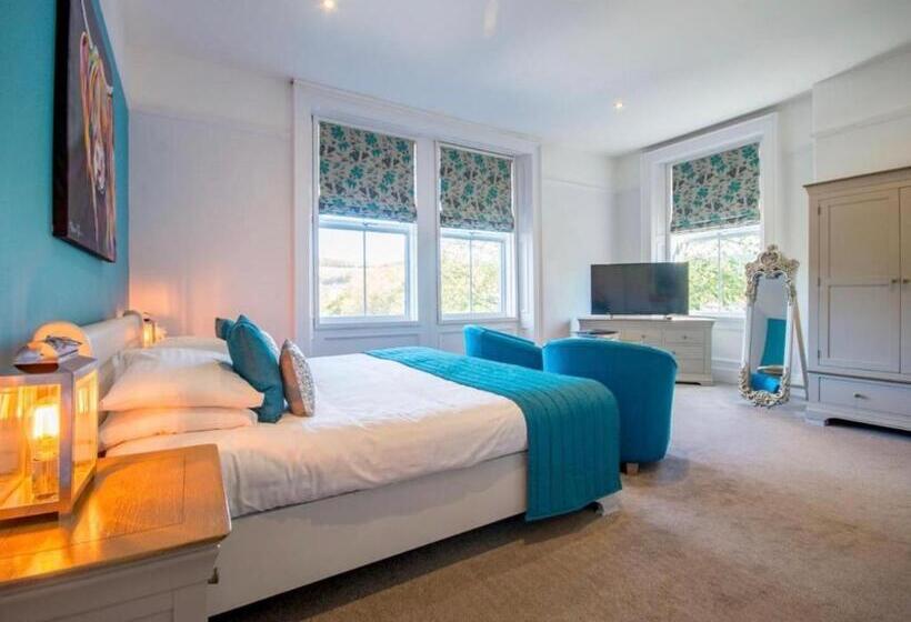 בית מלון כפרי Armstrong Manor