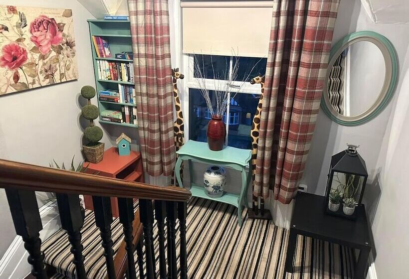 בית מלון כפרי Armstrong Manor