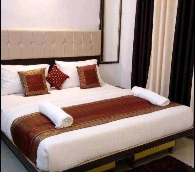 هتل Bnb Kashi Darsan