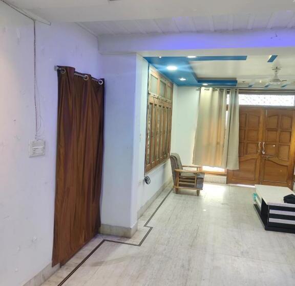 هتل Bnb Kashi Darsan