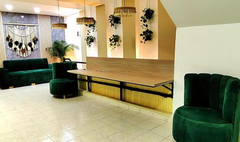 هتل Boho Boutique