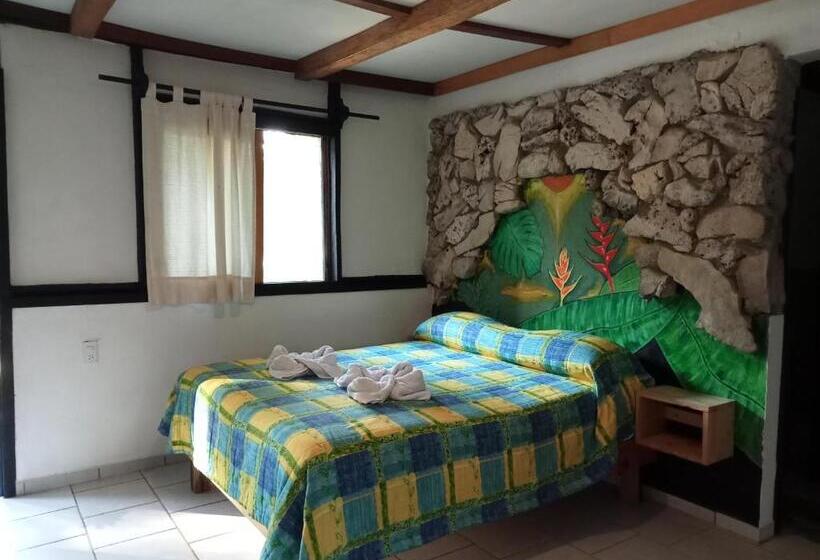 בית מלון כפרי Cabañas Safari Eco