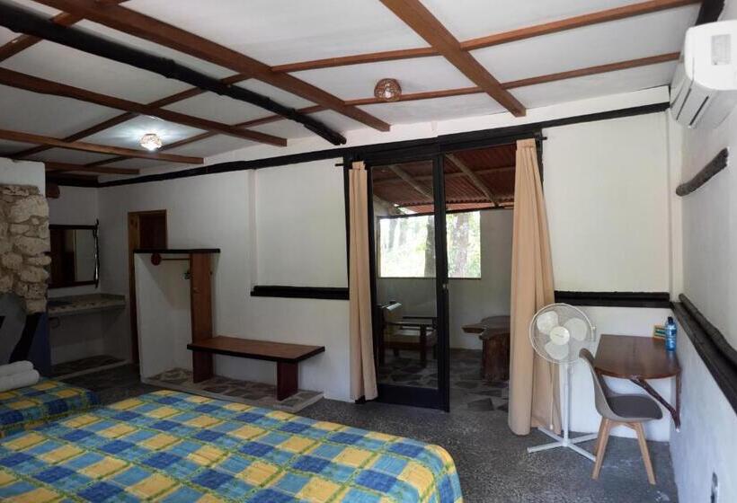 בית מלון כפרי Cabañas Safari Eco