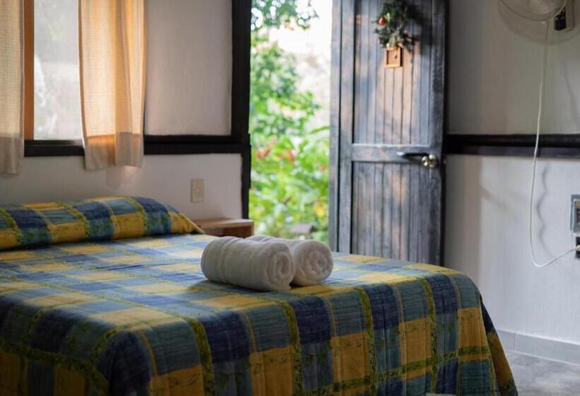 בית מלון כפרי Cabañas Safari Eco