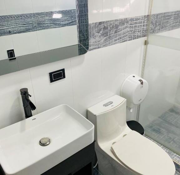 فندق Calle Real Inn