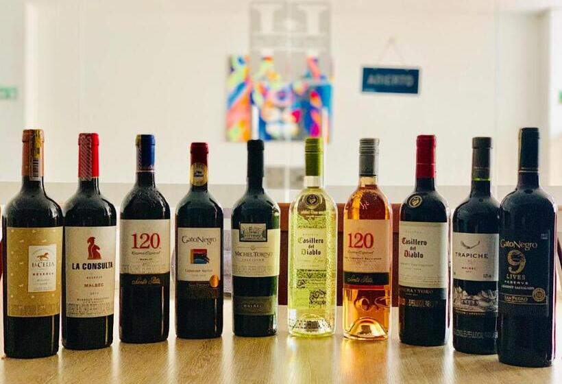 فندق Calle Real Inn