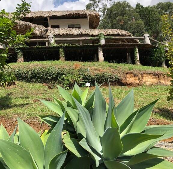 בית מלון כפרי Casa Tellus   Piedechinche