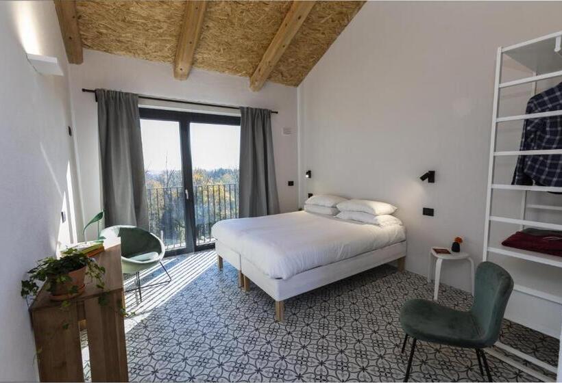 בית מלון כפרי Cascina Rüral