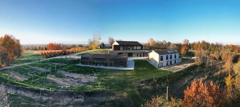 בית מלון כפרי Cascina Rüral