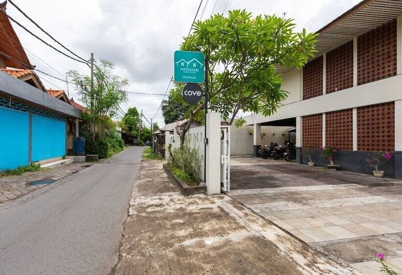 Отель Cove Matahari Senja