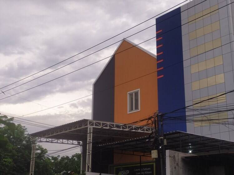 فنادق الكبسولة Autumn Living