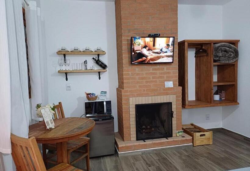 מלון כמוסות Refugio Victoria