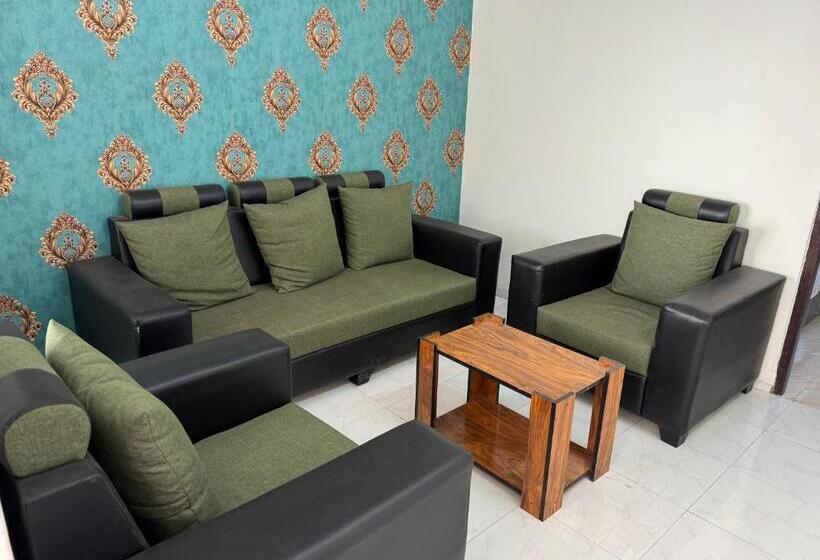 Hotel Daulatabad Guest House